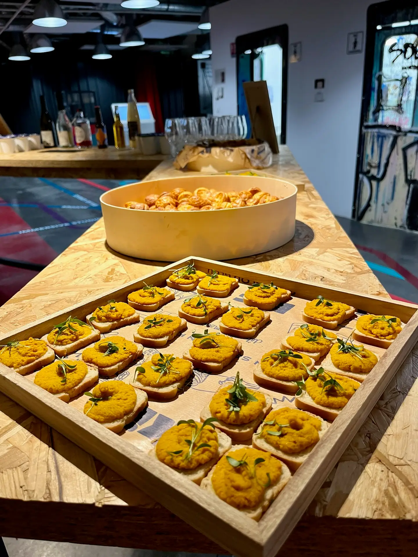 toasts et gougères sur une prestation traiteur à Marseille