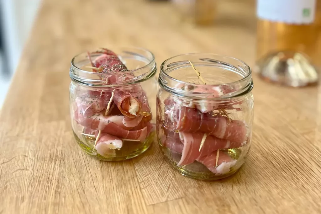 Involtini de jambon cru dix mois fourrés au zeste de citron